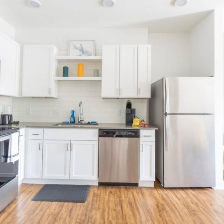 インディアナポリスModern Upscale 1Br Fountain Squareアパートメント エクステリア 写真